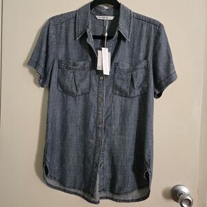 Trina Turk Blue Short Sleeve Button-Up Shirt